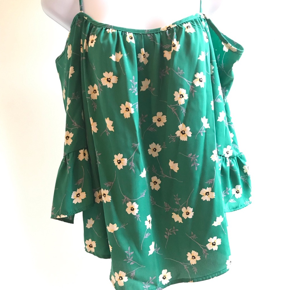Kaileigh Off shoulder blouse Stitch Fox